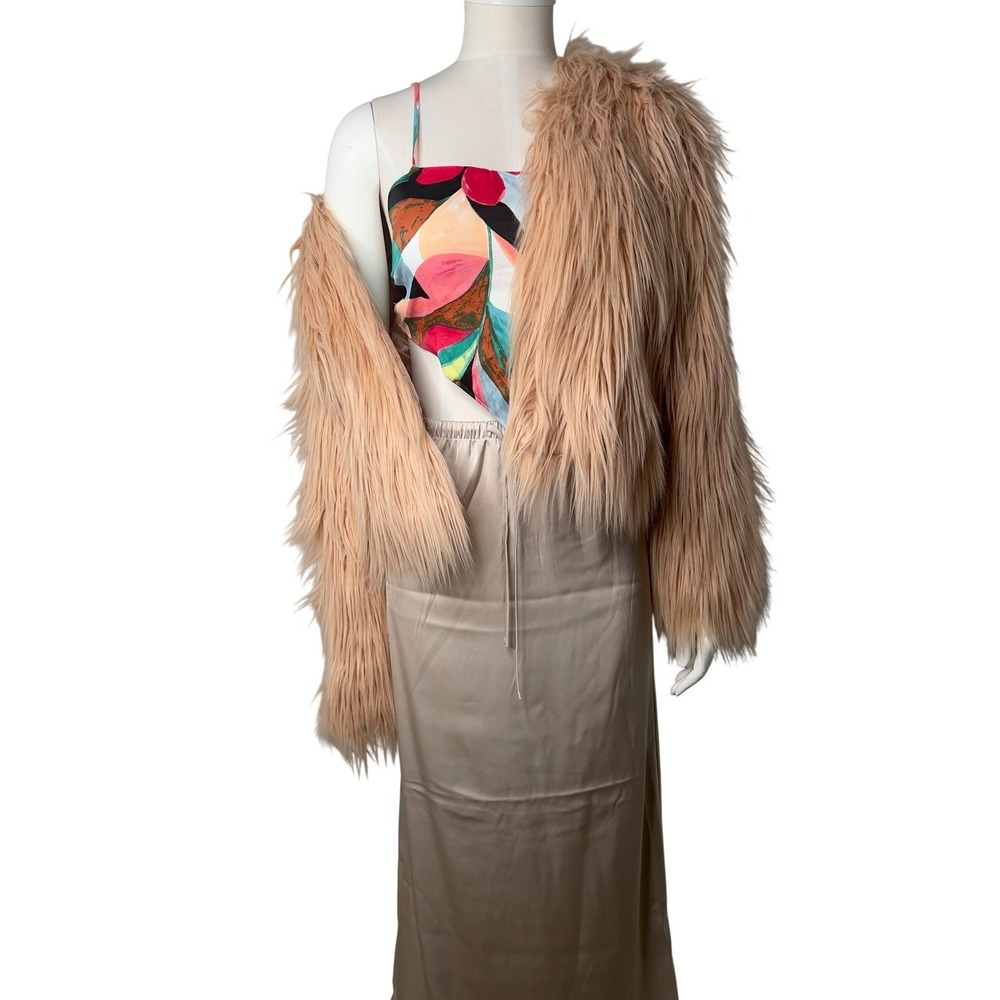 Forever‎ 21 Abstract Print Halter Neck Crop Top Size M